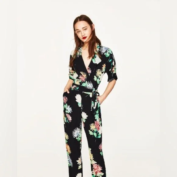 💐 ZARA Floral Jumpsuit - Tie Waist - Picture 2 of 8